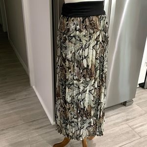 For Cynthia Maxi Skirt